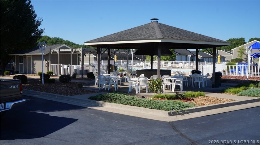 Beautifully updated top floor end unit at Lazy Days in Osage - photo 49