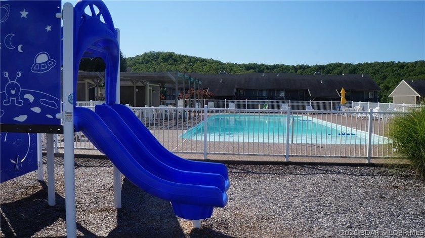 Beautifully updated top floor end unit at Lazy Days in Osage - photo 52