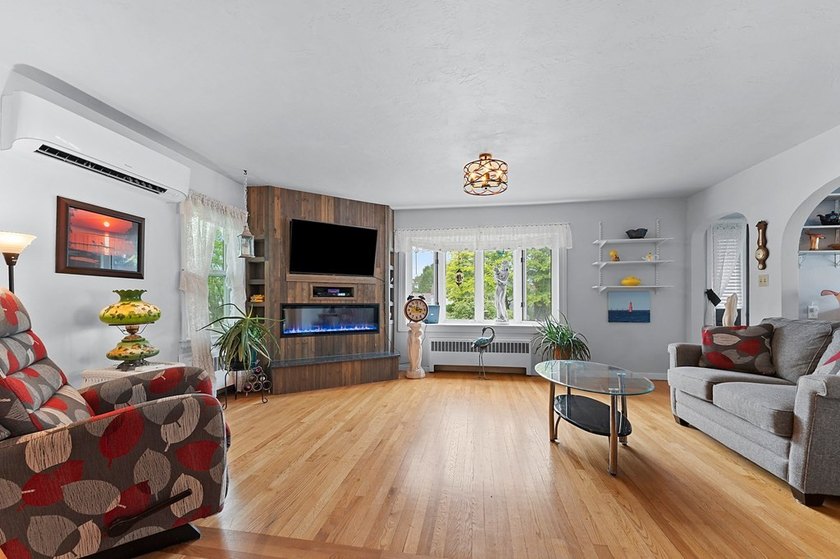 Just a stone's throw from Lake Michigan in the heart of Algoma - photo 11