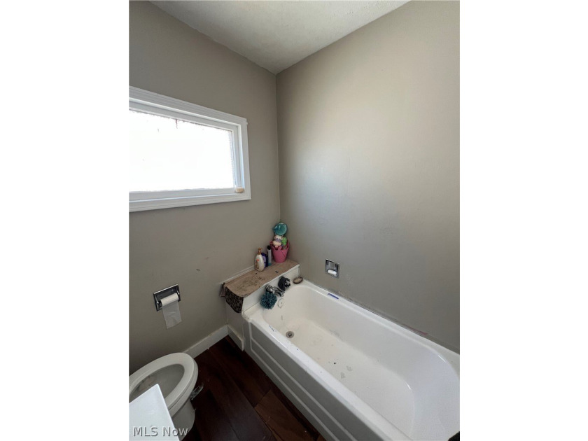 537 E 118th St - photo 15