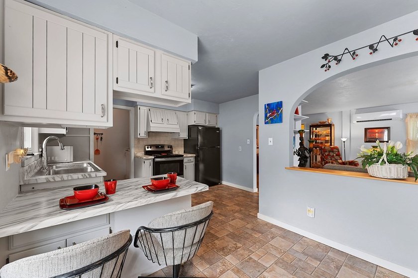 Just a stone's throw from Lake Michigan in the heart of Algoma - photo 20