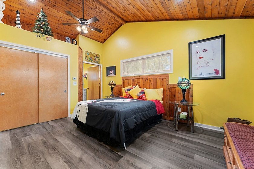 Just a stone's throw from Lake Michigan in the heart of Algoma - photo 23