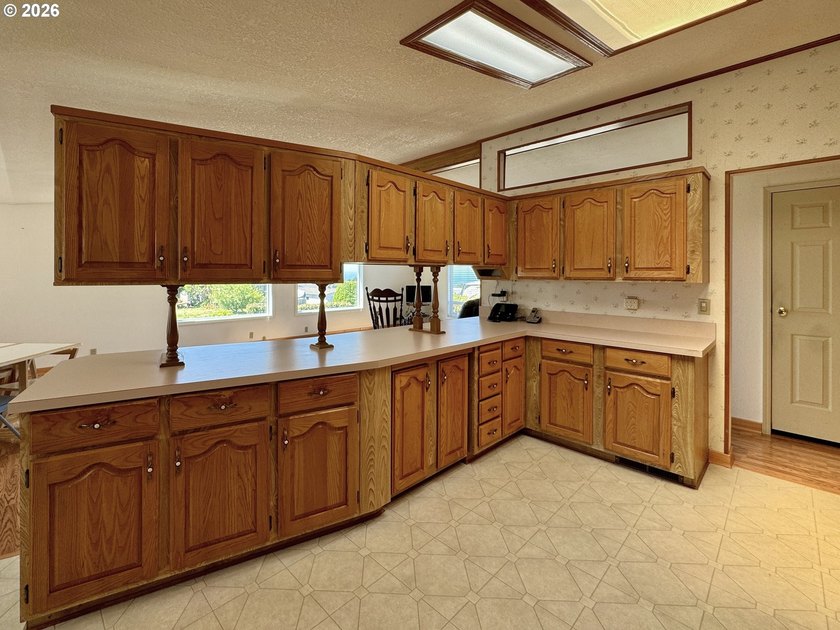 PANORAMIC PACIFIC OCEAN VIEWS! Every day begins with - photo 7