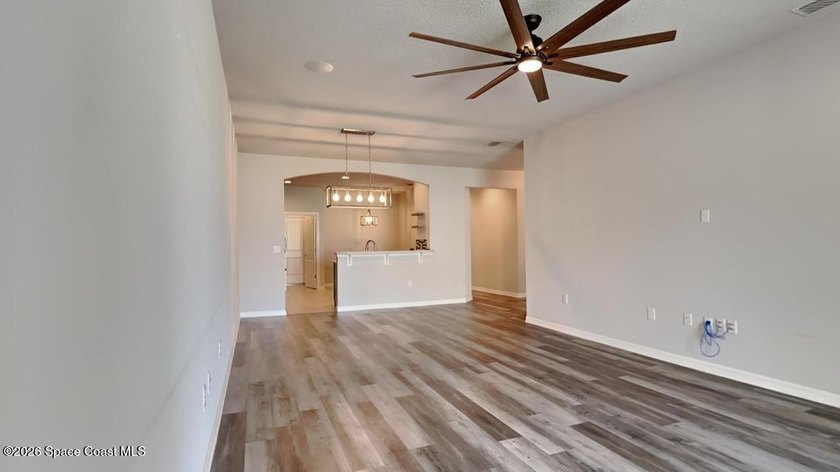 Beautiful 3 bedroom, 2 bath townhome with a 2-car garage in one - photo 3