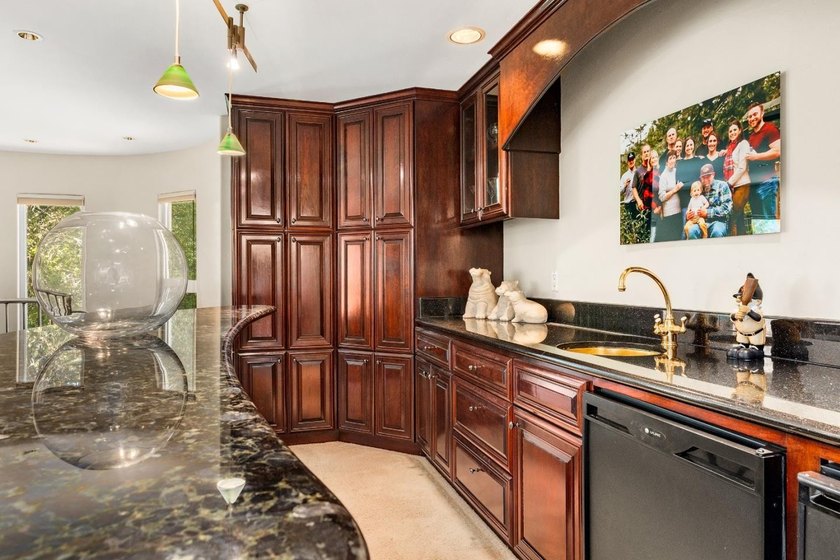 Price reduced. Sellers have closed on their forever home out of - photo 18