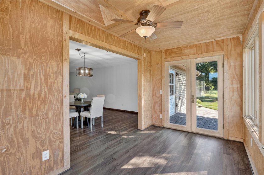 Welcome to your own private country retreat! Nestled on 5.15 - photo 24