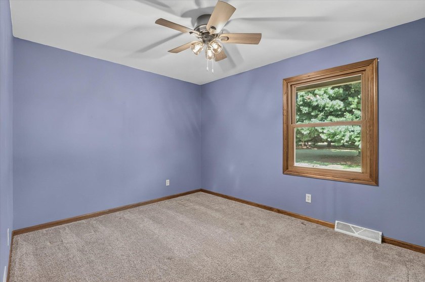 Welcome to your own private country retreat! Nestled on 5.15 - photo 28