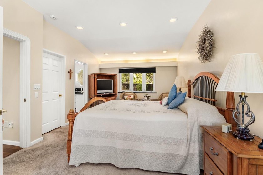 Price reduced. Sellers have closed on their forever home out of - photo 30