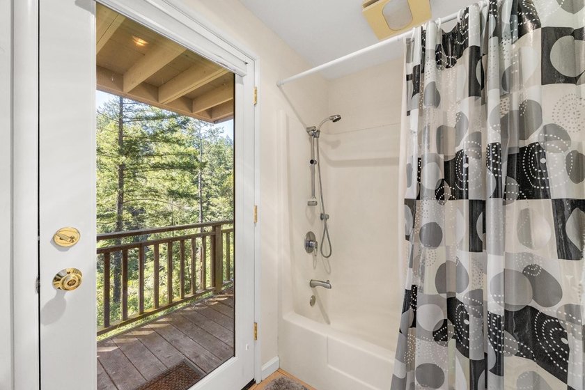 Price reduced. Sellers have closed on their forever home out of - photo 32