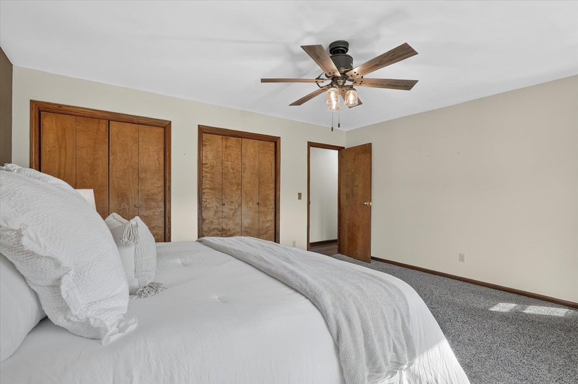 Welcome to your own private country retreat! Nestled on 5.15 - photo 34