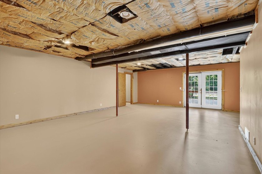 Welcome to your own private country retreat! Nestled on 5.15 - photo 41