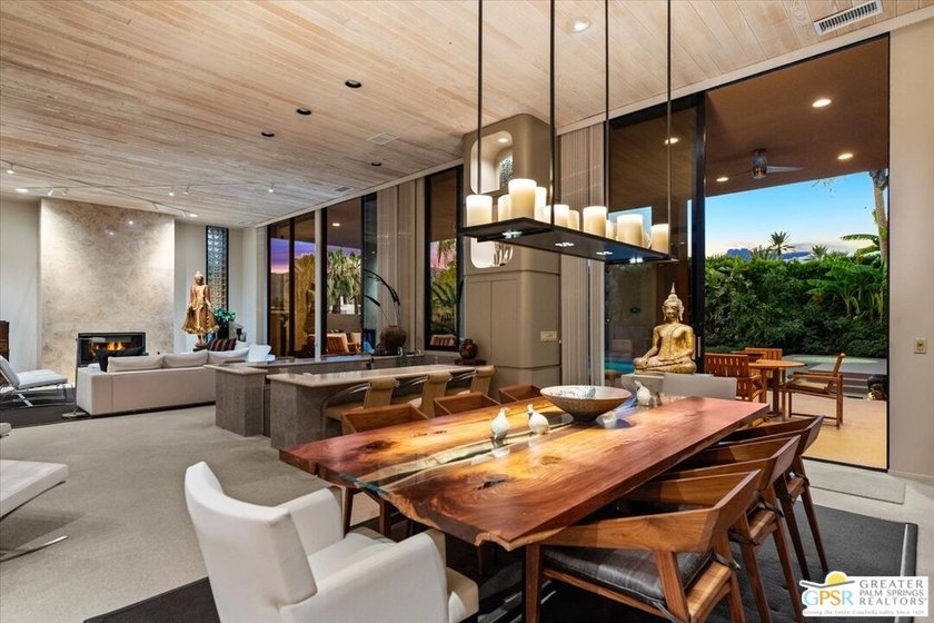Elegance. Simplicity. Sophistication. There's something special - photo 47