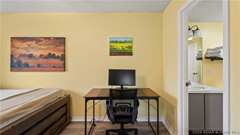 Welcome home to the Osage Vista's community. This top floor unit - photo 23