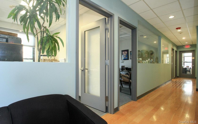 Premier commercial building located in the heart of vibrant - photo 14
