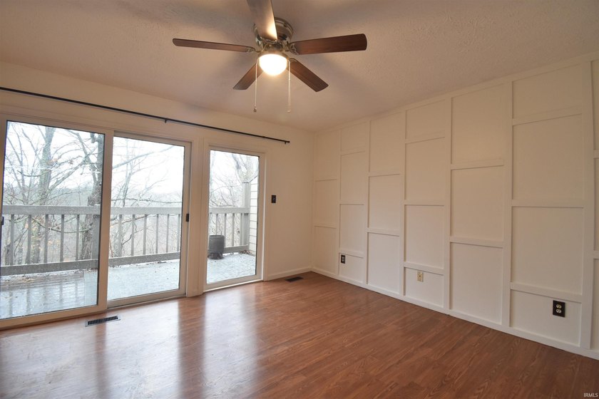 Highly desirable end-unit condo in Waters Edge II at The Pointe - photo 13
