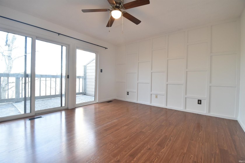 Highly desirable end-unit condo in Waters Edge II at The Pointe - photo 14