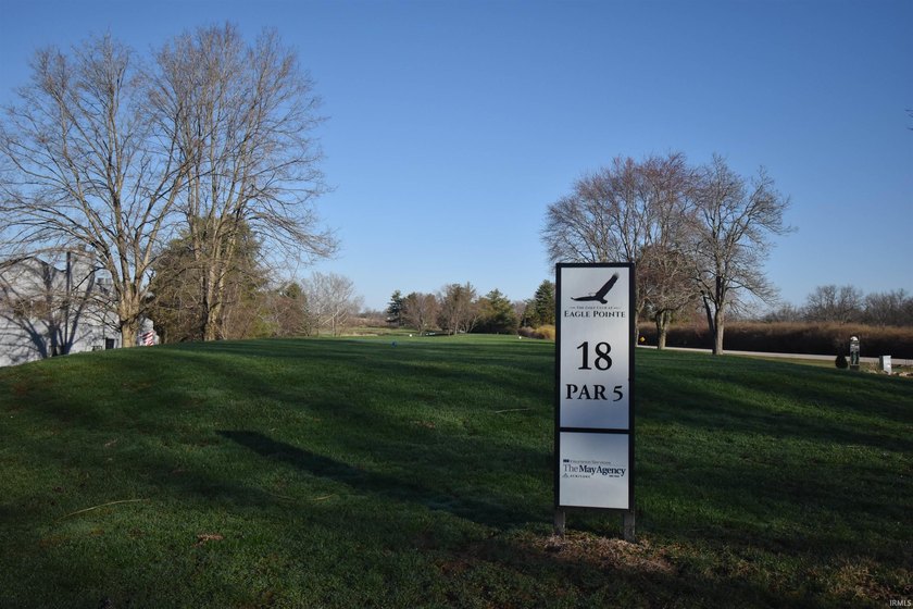 Highly desirable end-unit condo in Waters Edge II at The Pointe - photo 26