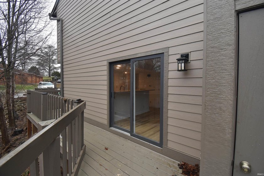 Highly desirable end-unit condo in Waters Edge II at The Pointe - photo 28