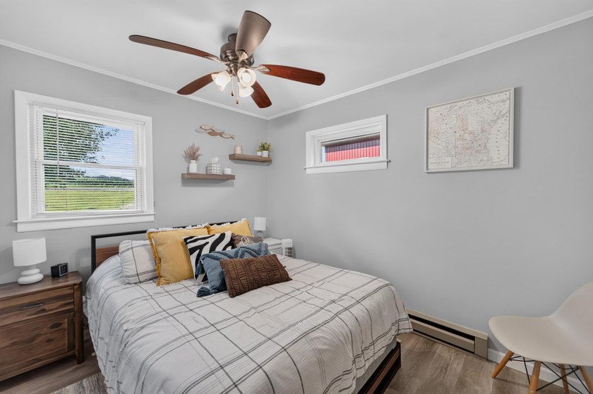 Escape to the lake with this charming 2-bedroom, 1-bath cabin - photo 14