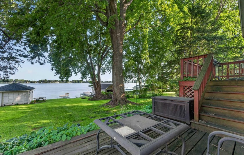 Escape to the lake with this charming 2-bedroom, 1-bath cabin - photo 19
