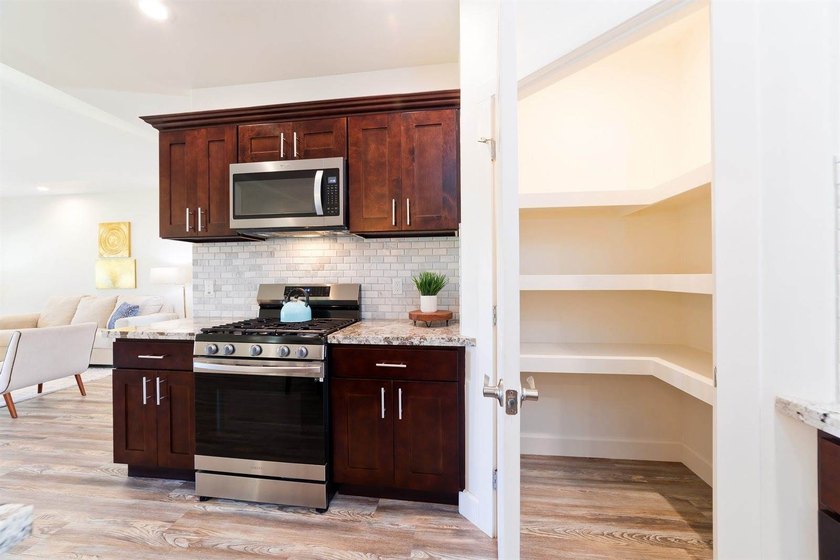 Perfection in Puu Lani Ranch! Immaculate 3 Bedroom, 2.5 Bath - photo 7