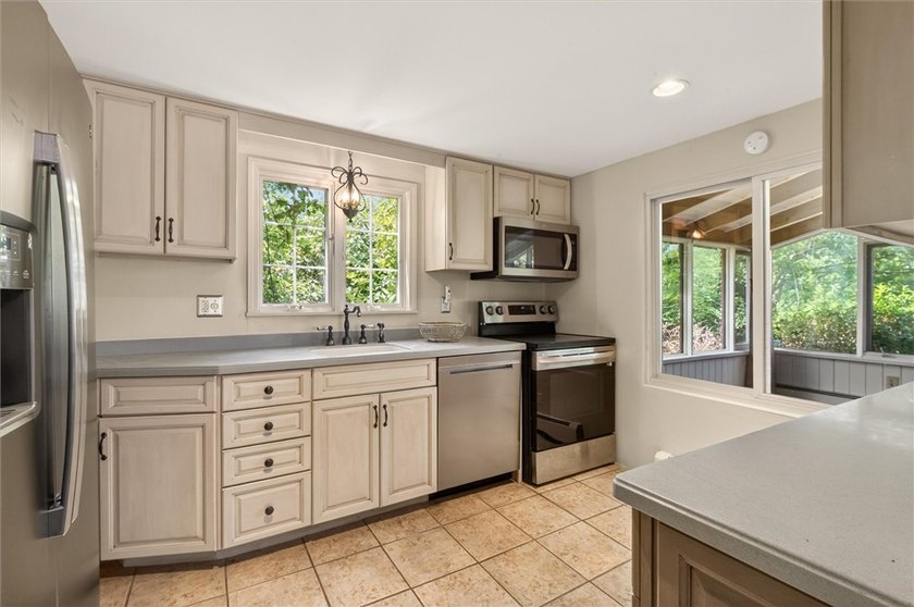 Once a farmhouse, this charming home has undergone a renovation - photo 22