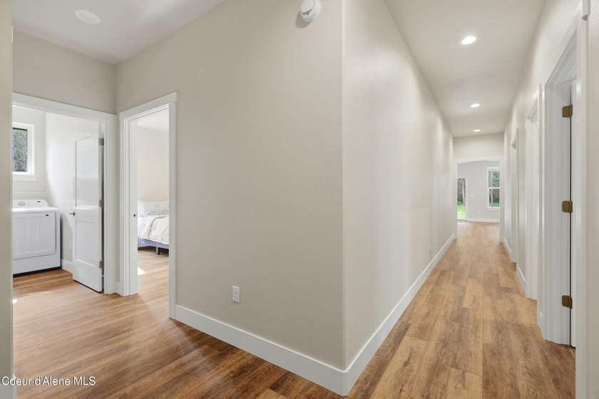 Escape to Your Private North Idaho Sanctuary! This NEWLY built - photo 22