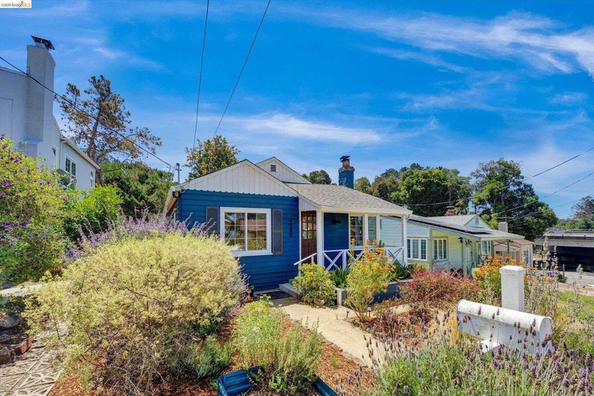 Welcome to 4080 Kuhnle Ave, a warm and inviting Oakland home - photo 45
