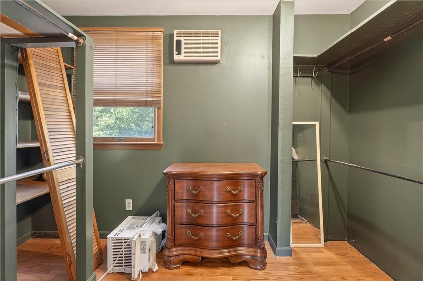 Once a farmhouse, this charming home has undergone a renovation - photo 46