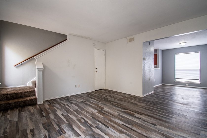 Nicely updated 2-bedroom condo for sale for $119,900 - photo 4