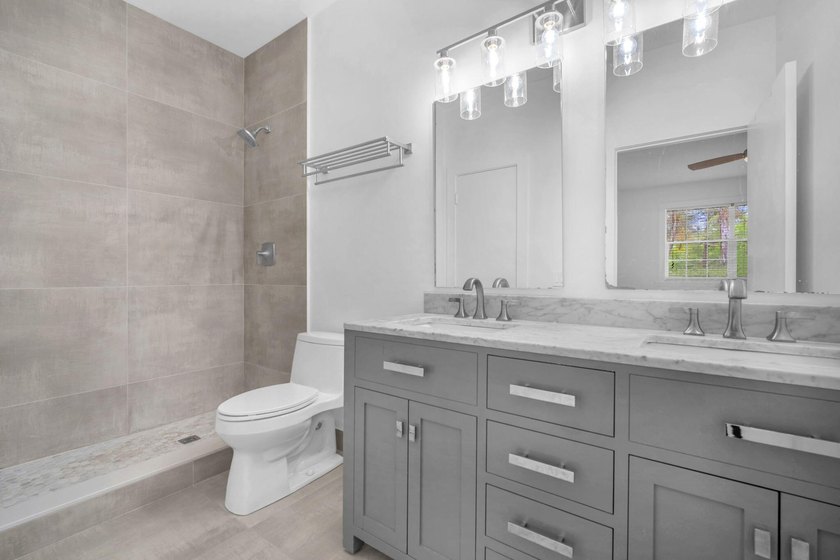 RENT RIGHT AWAY. WASHER/DRYER INSIDE. PETS WELCOME. 2 MILES TO - photo 13