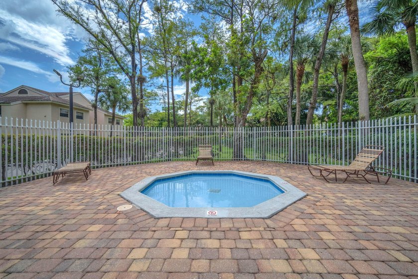RENT RIGHT AWAY. WASHER/DRYER INSIDE. PETS WELCOME. 2 MILES TO - photo 19