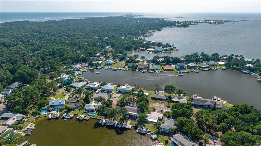 Discover the coastal lifestyle you've been dreaming of with this - photo 21