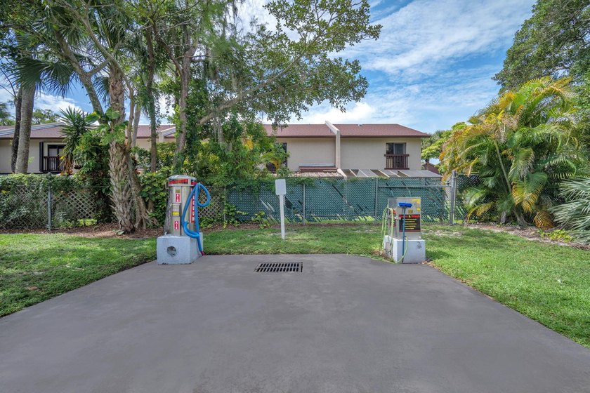 RENT RIGHT AWAY. WASHER/DRYER INSIDE. PETS WELCOME. 2 MILES TO - photo 27