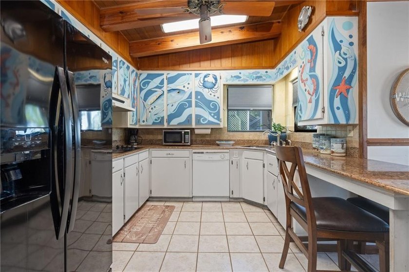 Discover the coastal lifestyle you've been dreaming of with this - photo 29
