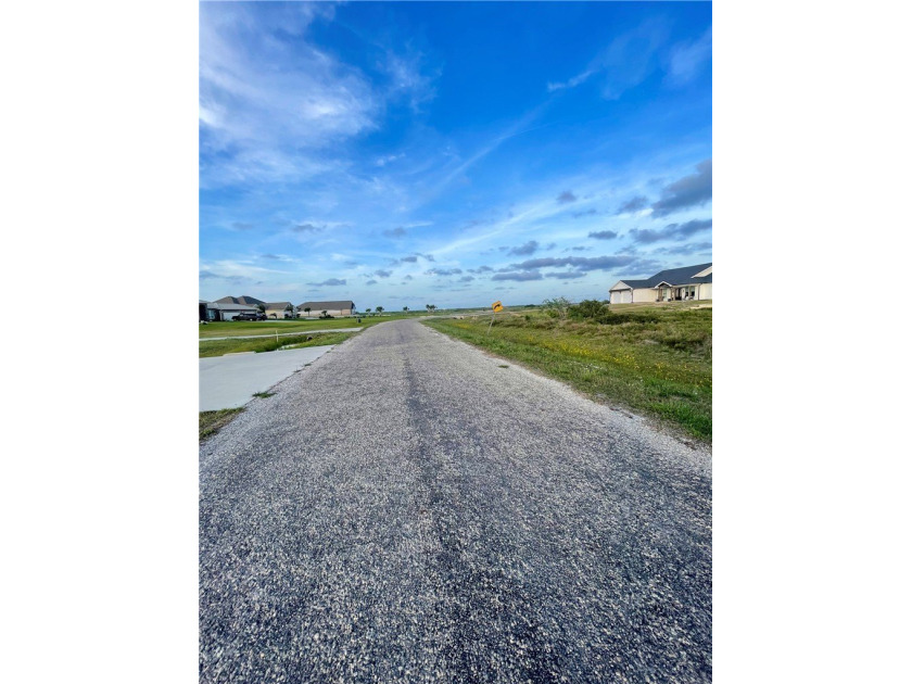 Waterview lot located in Sunset Bay subdivision. This one-acre - photo 3