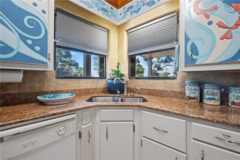 Discover the coastal lifestyle you've been dreaming of with this - photo 33