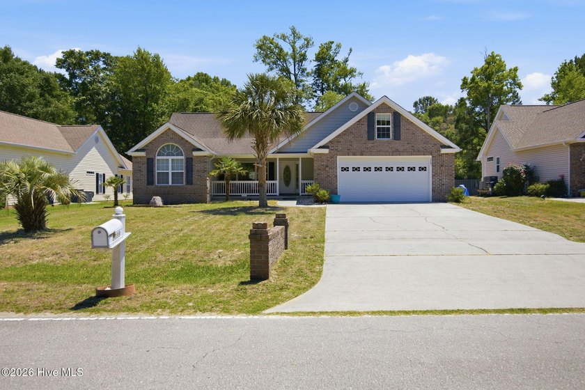 Welcome to Oak Ridge Plantation, where coastal convenience meets - photo 3