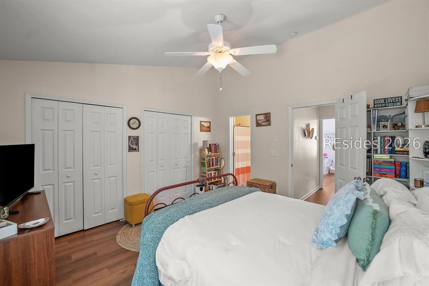 Welcome to 115 Bella Way in the centrally located Azalea Square - photo 19