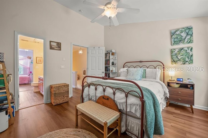 Welcome to 115 Bella Way in the centrally located Azalea Square - photo 20