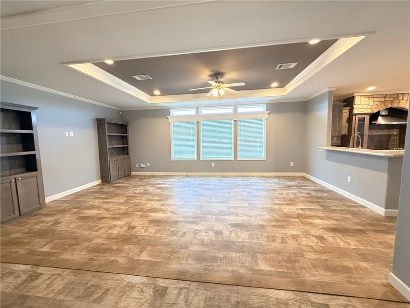 Charming 3-bedroom, 2-bath modular home on nearly a half-acre in - photo 8