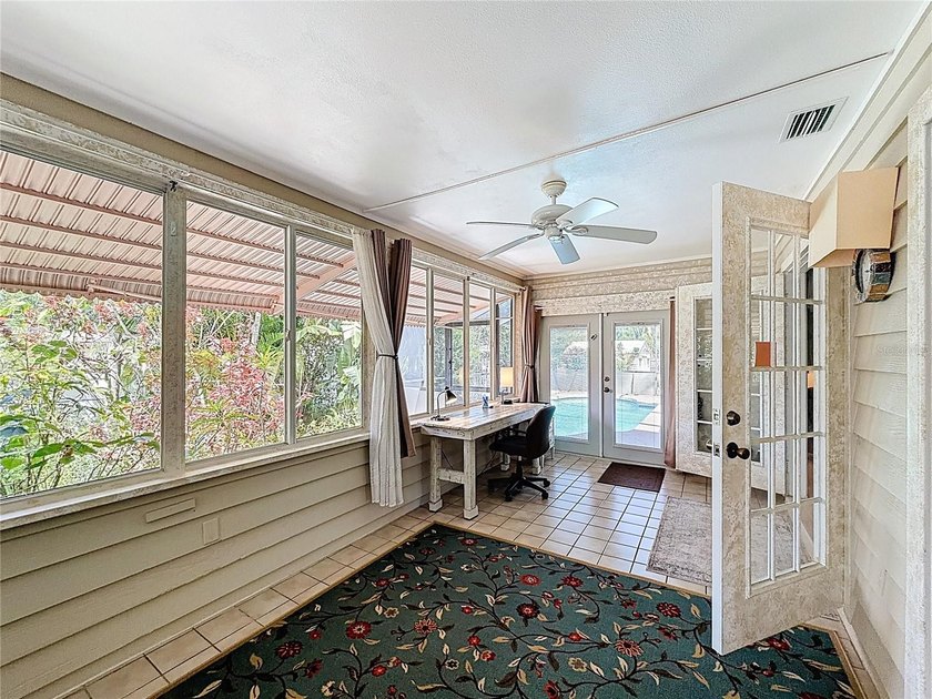 Welcome to this beautifully maintained 2-bedroom, 2-bath pool - photo 33