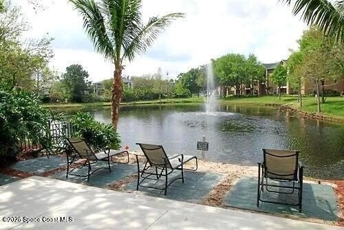 3rd floor 2bedroom, 2-bath split-floor plan condo offers the - photo 16