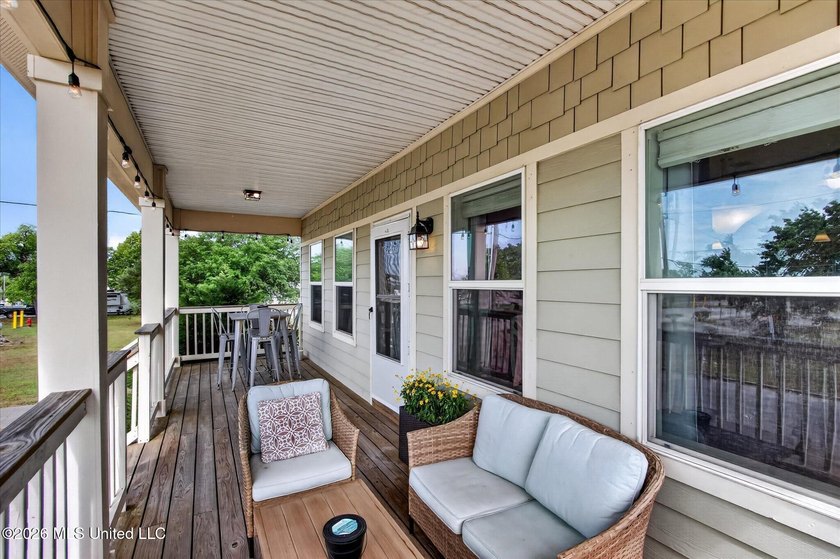 Beautiful coastal beach home just moments from the water - photo 23
