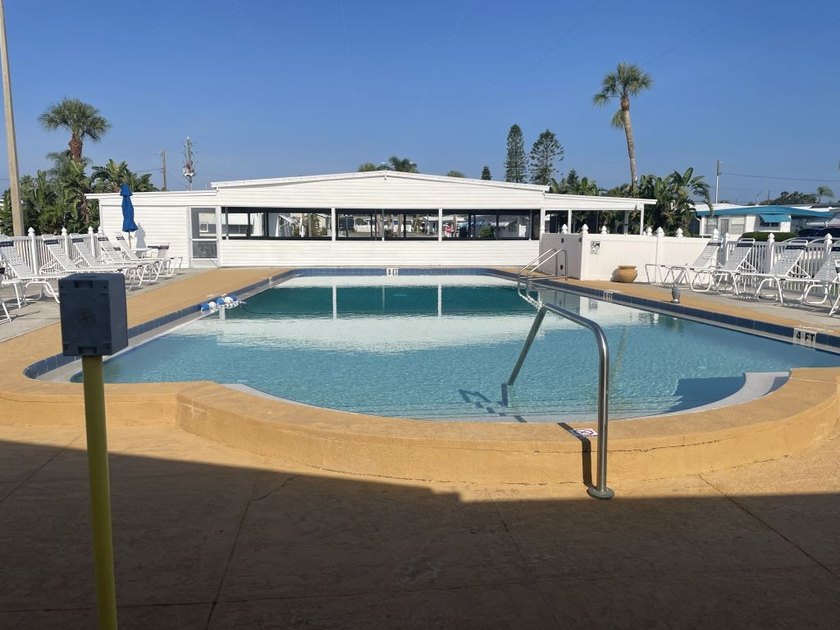 Welcome to Lake Haven, a 55+ age-qualified active and vibrant - photo 8