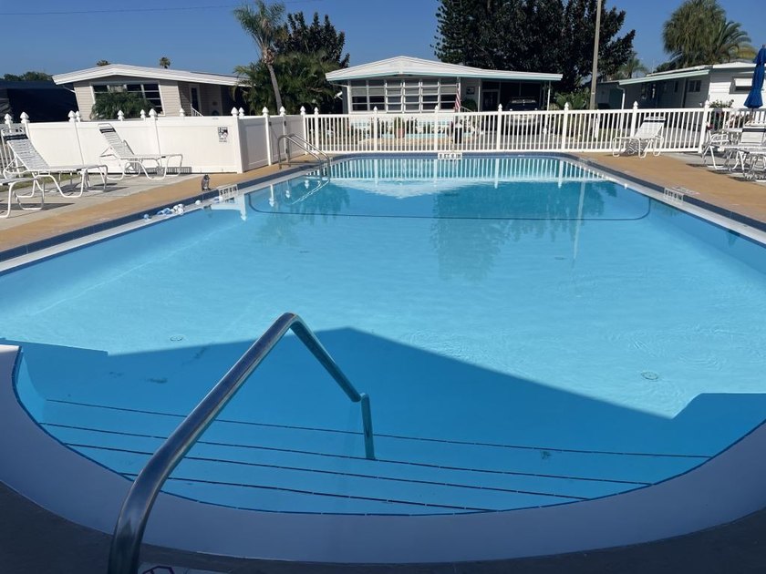 Welcome to Lake Haven, a 55+ age-qualified active and vibrant - photo 10