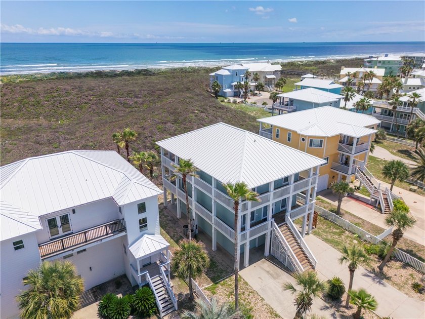 BEACHFRONT with DIRECT BEACH VIEWS and wrap-around porches made - photo 4