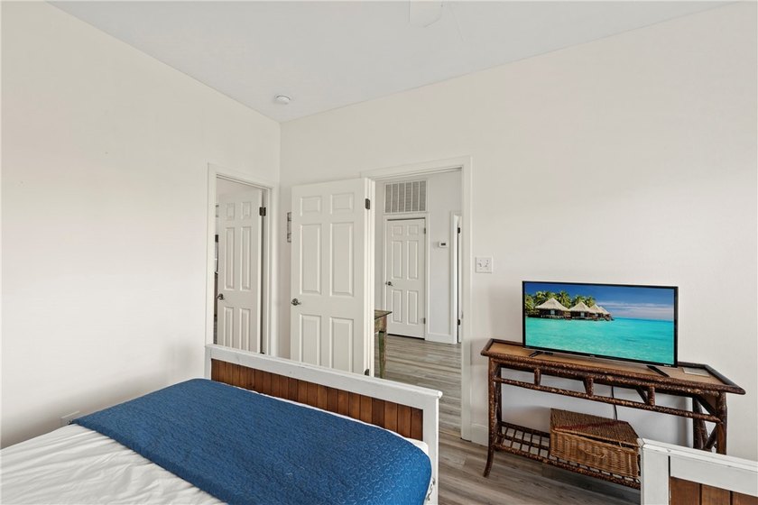BEACHFRONT with DIRECT BEACH VIEWS and wrap-around porches made - photo 8