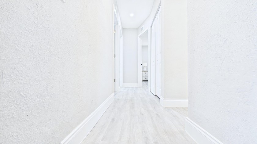 Welcome home to this beautifully remodeled 3BR/2BA residence - photo 15