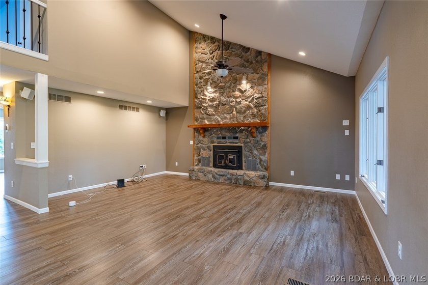 Exceptional value in one of the Lake's most sought-after - photo 14